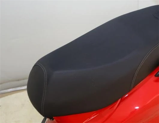 4.Double seat cushion